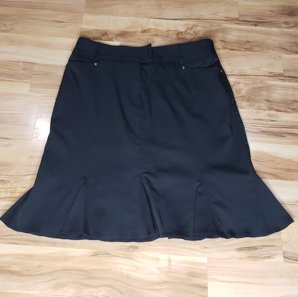 Black skirt